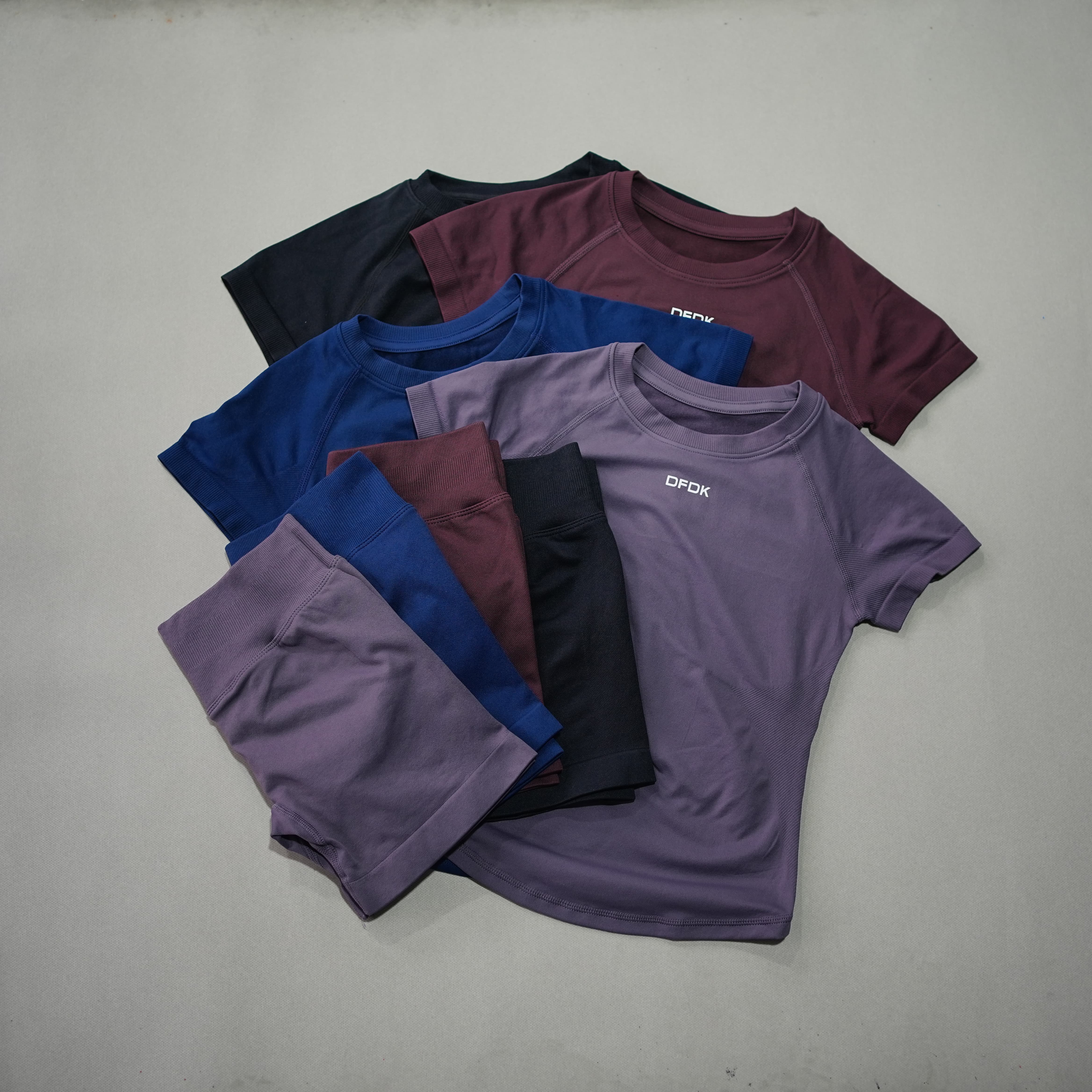 DFDK Women's Round Neck Short  - Winter Yoga Clothing ulasan dan harga