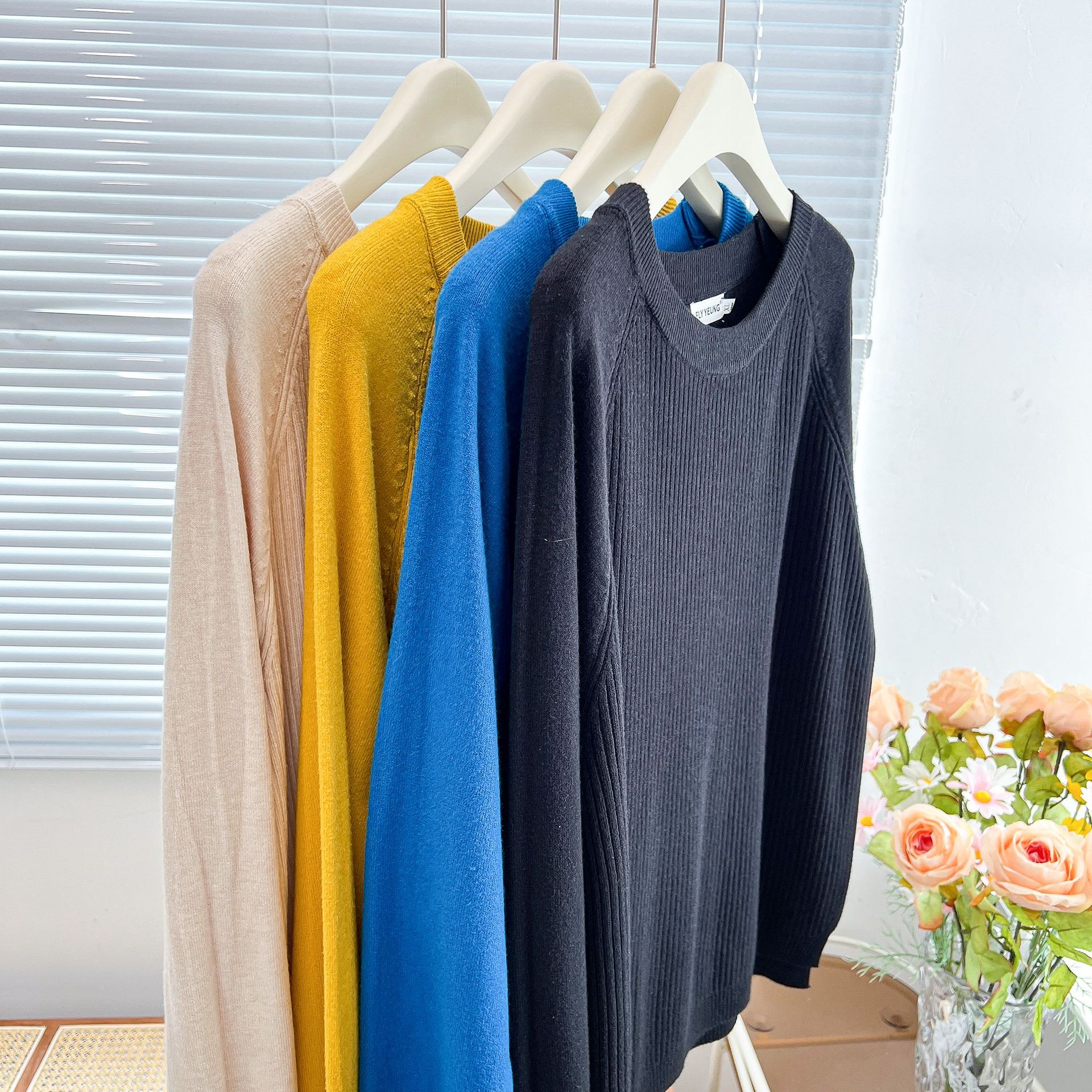 Women's Simple Label Hem Slit  - Winter Clothing Label ulasan dan harga